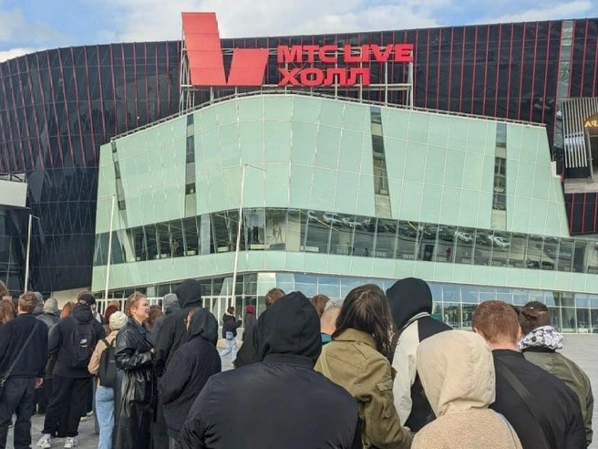 Люди пришли на концерт GSPD | Источник: читатель E1.RU