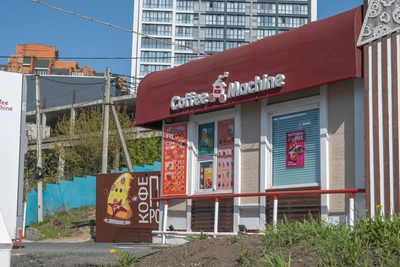Точку Coffee Machine на Катерной демонтировали