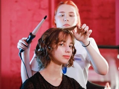 Какие прически актуальны этой весной — их может сделать даже ребенок