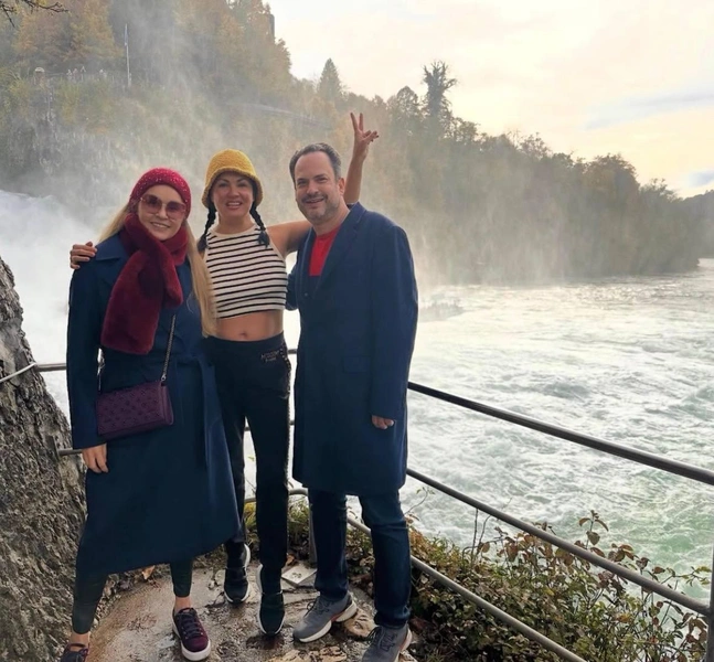 Анна Нетребко с друзьями