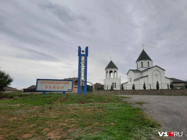Жители поселка Царицын уже десятый день живут без воды | Источник: Арина Рязанова