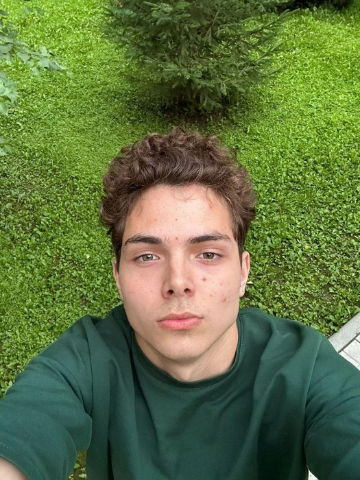 изначально Никита обратился к врачам из-за болей в животе | Источник: предоставлено Еленой