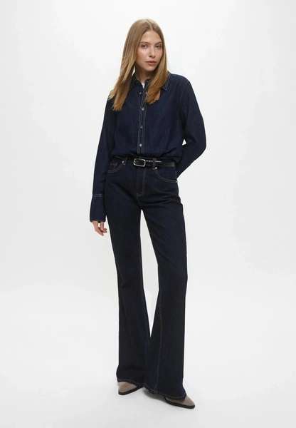 Что обязательно должно быть в вашем гардеробе весной 2026 года