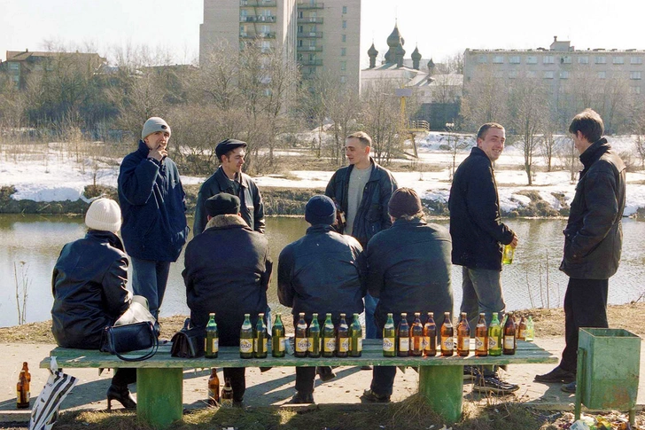 17 человек умерли от паленой водки в Орске. Вспоминаем еще три самых массовых отравления алкоголем в России | maximonline.ru