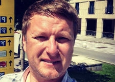 Евгений Кафельников окончательно разорвал отношения с женой