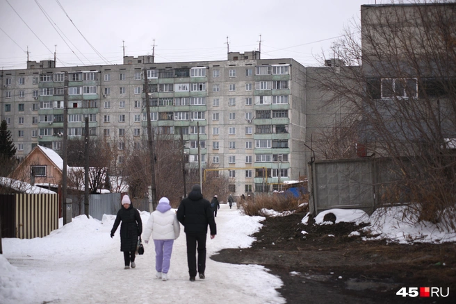 Перепады температуры в Кургане уже не удивляют горожан | Источник: Надежда Тихомирова