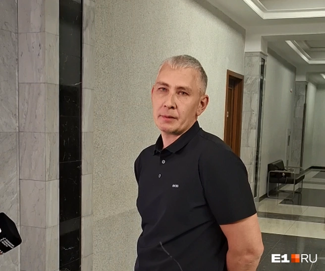 Сергей, сын убитой женщины | Источник: Евгений Кошек / E1.RU