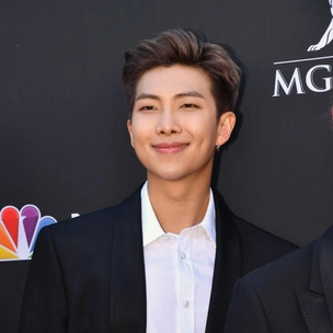 RM из BTS попал в список самых модных людей 2020 года 😎