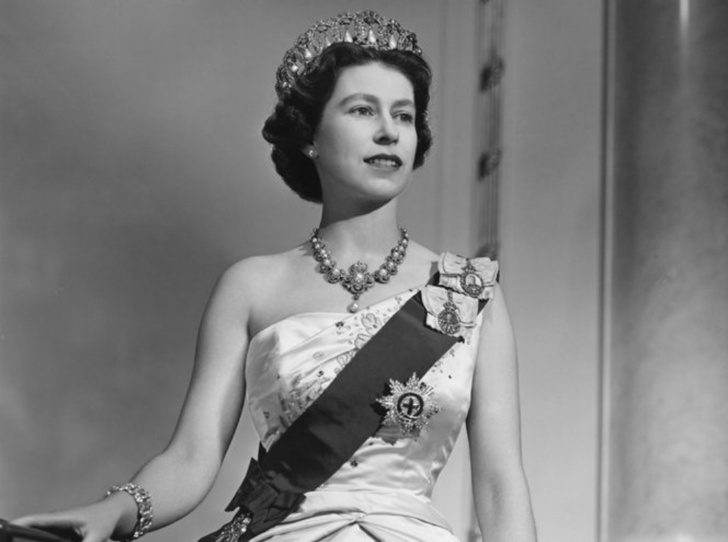 Фото №4 - 94-летняя Королева Елизавета II и ее рекорды