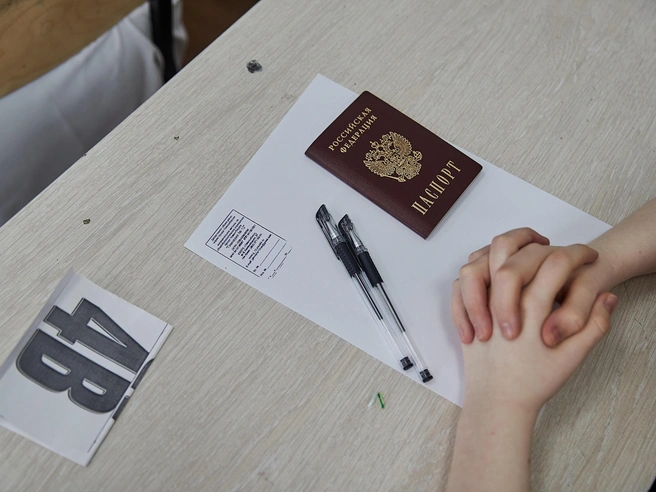 Утверждены выплаты педагогам за ЕГЭ и ОГЭ в Петербурге | Источник: Александр Ощепков, NGS.RU