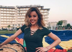 Юлиана Караулова завела курортный роман