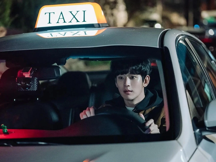 Ким Су Хён в роли Ким Хён Су | Источник: Кадр из дорамы «Один обычный день»