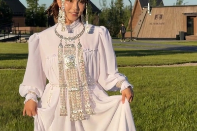 Блогер из Кореи побывала на Ысыахе и спела на якутском