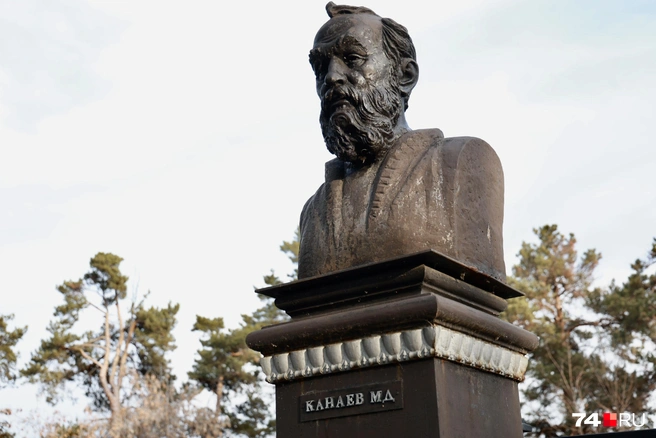 Основатель каслинской ремесленной школы Михаил Денисович Канаев умер за год до Николая Баха | Источник: Михаил Шилкин