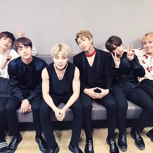 BTS стали первой корейской группой, чей альбом получил платиновую сертификацию в США