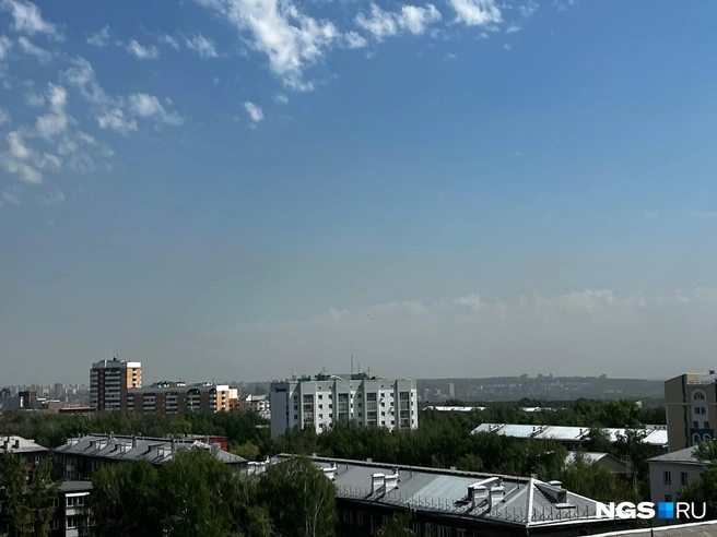 Попасть на крышу ТЦ&nbsp;не сложнее, чем на первый этаж | Источник: Анна Скок / NGS.ru