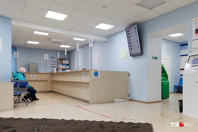 Расплачиваться за коммунальные услуги селянам приходится в соседних муниципалитетах | Источник: Ирина Шарова / 72.RU