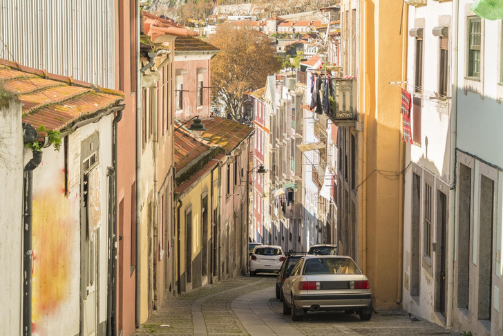 6 особенностей дорог и водителей в Португалии, которые возмущают переехавших туда россиян