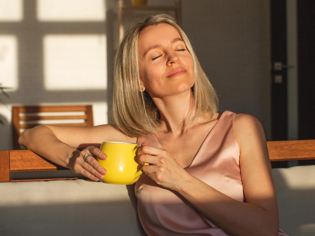 Как «добыть» гормоны счастья: 8 простых способов повысить уровень окситоцина, дофамина и серотонина | marieclaire.ru