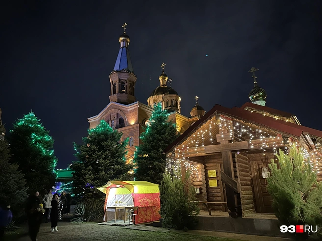 У существующего Рождественского храма большая территория | Источник: Валерия Дульская / 93.RU