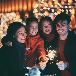 Все сбудется: как загадывают новогодние желания в разных странах мира