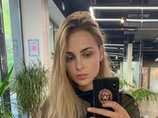 Блогер Ангелина Дубровская рассталась с мужем