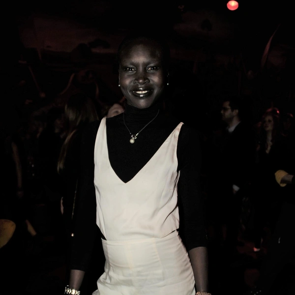 темнокожая модель, самая темнокожая модель, красивые темнокожие модели, темнокожие модели девушки, Алек Век, чернокожая модель | Источник: SAJA/Legion Media