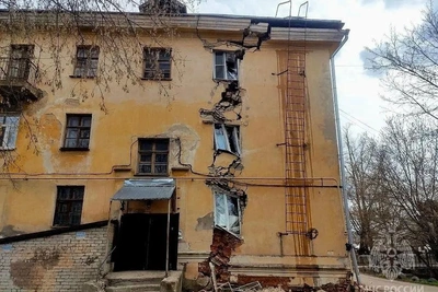 В Балахне треснул многоквартирный дом, введен режим ЧС