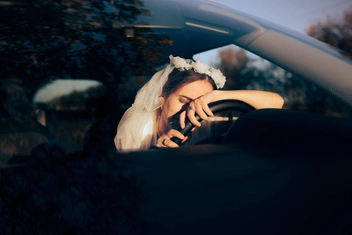 «Я обнаружила, что не настолько его любила»: 2 причины, почему люди сбегают со свадьбы