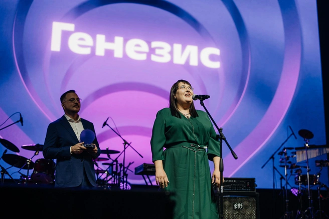 Представительница сети книжно-канцелярских магазинов «Генезис» поблагодарила забайкальцев за их голоса | Источник: Ксения Зимина