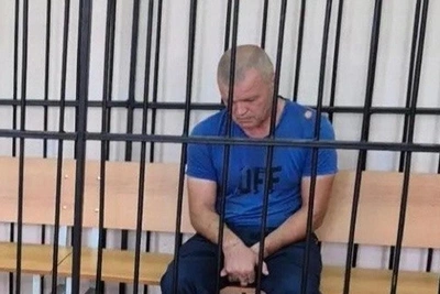 Водитель мусоровоза, сбивший девочку, остался на свободе