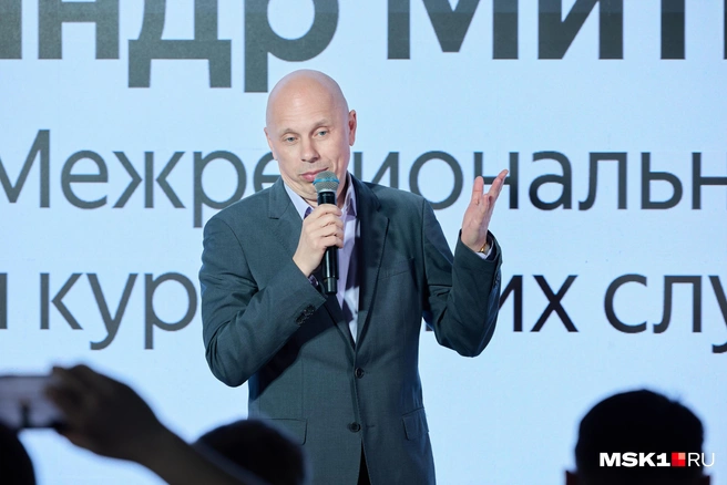 Александр Митюков заявил, что количество доставок «до дверей» будет расти с каждым годом всё больше и больше | Источник: Дмитрий Толстошеев / MSK1.RU