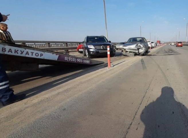 Водитель, устроивший аварию на Солотчинском мосту, был пьян | ya62.ru
