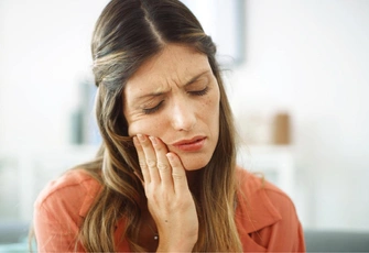 «Когда я 10 дней умирала от боли после удаления зуба, мужчина просто уехал на дачу есть шашлыки и пить спиртное»