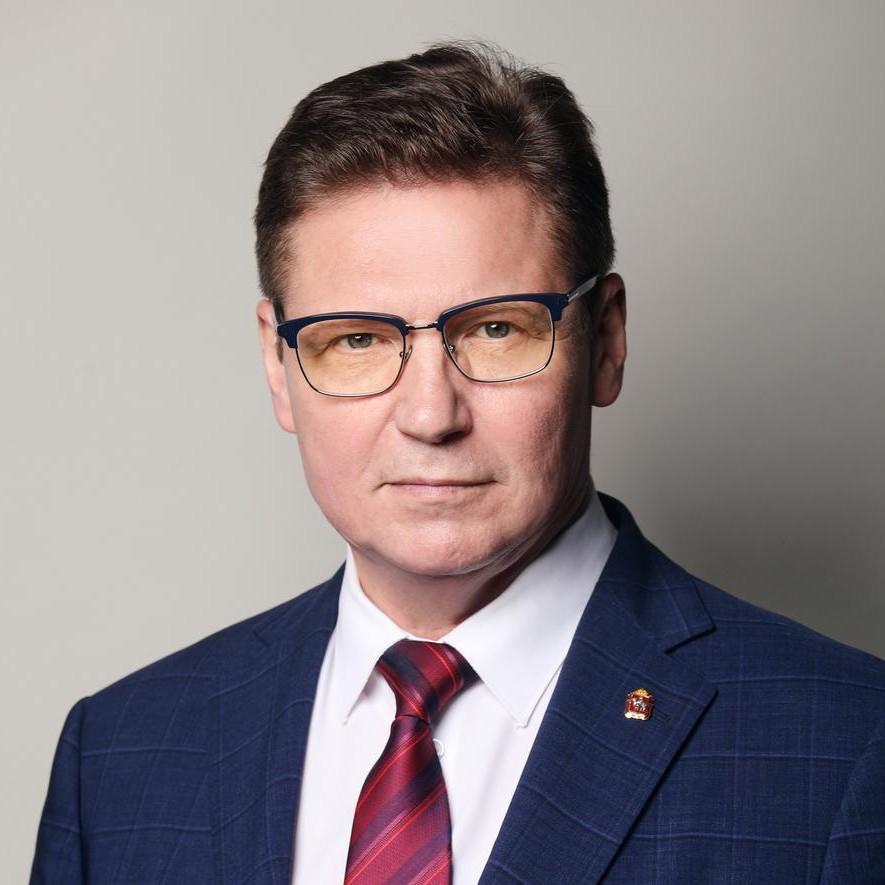 <p>Алексей Бетехтин</p>