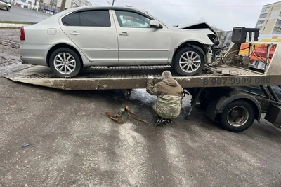 Приставы изъяли автомобиль за долги по алиментам