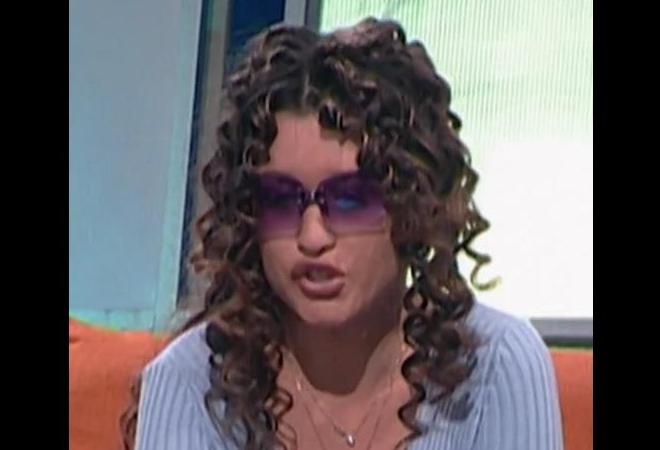 Ксения Бородина в роли Мартины с нелепым акцентом в шоу «Окна»: помните телеведущую такой?
