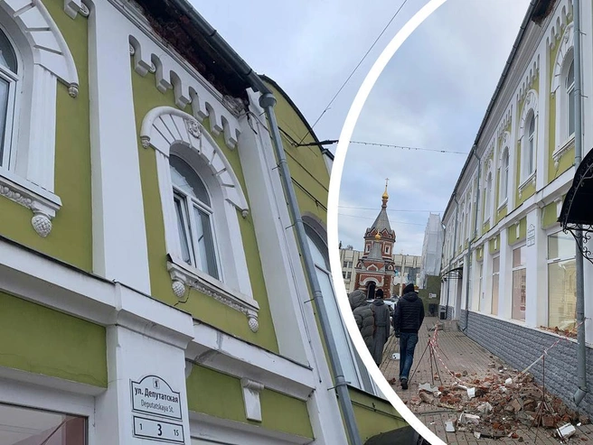 Кирпичи обрушились на тротуар в центре Ярославля | Источник: Прокуратура Ярославской области / Telegram, Елена Кузнецова / Vk.com