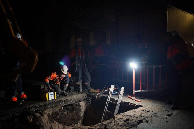 Откачка воды и стабилизация грунта: что происходит на месте провала на улице Харченко  | Источник: Администрация Санкт-Петербурга