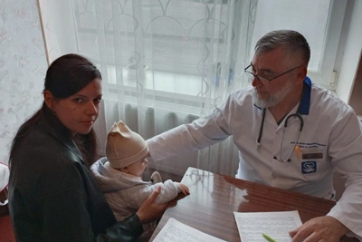 Хабаровские медики приступили к работе в Дебальцево