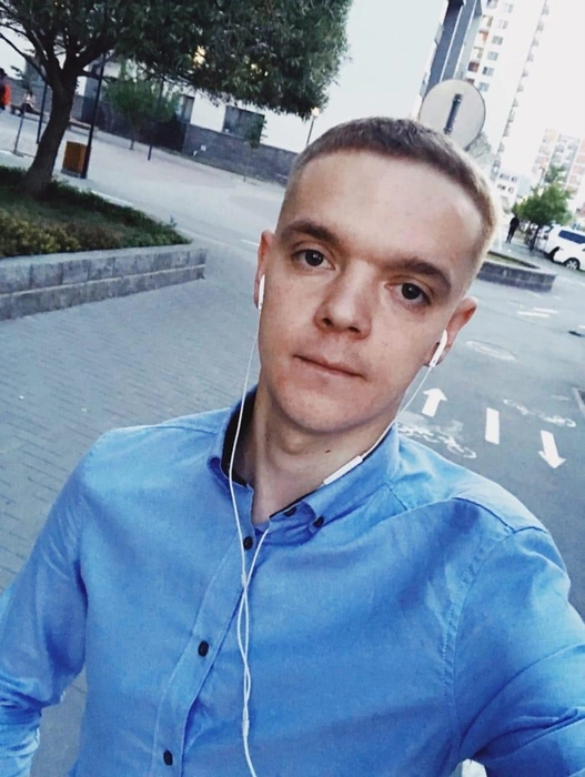 Дома Владимира Дягилева ждут родители и старшая сестра. Девушка, с которой жил тюменец, за прошедшие два года успела выйти замуж | Источник: Галина Звозкова