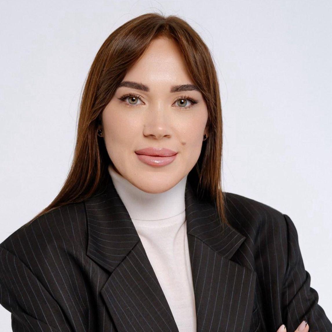 <p>Юлия Липинская</p>