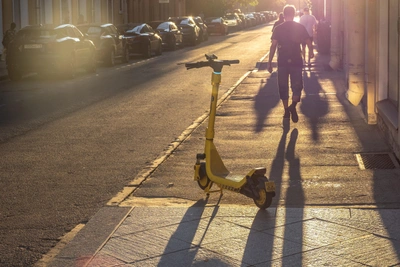 Три года без компенсации после наезда самоката