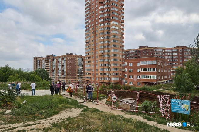 Из-за дефекта коллектора в городе ввели режим повышенной готовности | Источник: Александр Ощепков / NGS.RU
