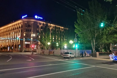 Памятник режиссёру Говорухину в Волгограде