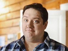 Причина смерти Романа Попова — Мухичу из «Полицейского с Рублевки» стало хуже после операций на желудке