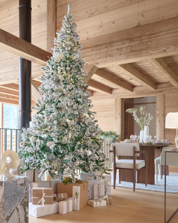 Новогодняя елка 2026: 10 главных трендов | Источник: La Redoute