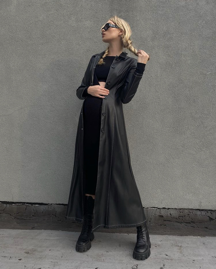 Кожаный плащ в стиле «Матрицы» — самая выгодная инвестиция в ваш гардероб: стильное доказательство от Эльзы Хоск