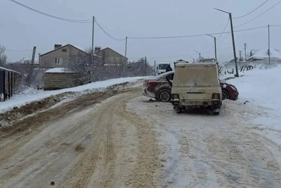Авария в Светлограде после заноса на встречную полосу