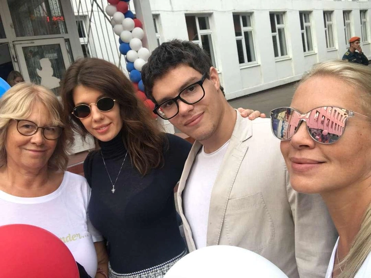 Антон и Анна решили идти по жизни отдельно